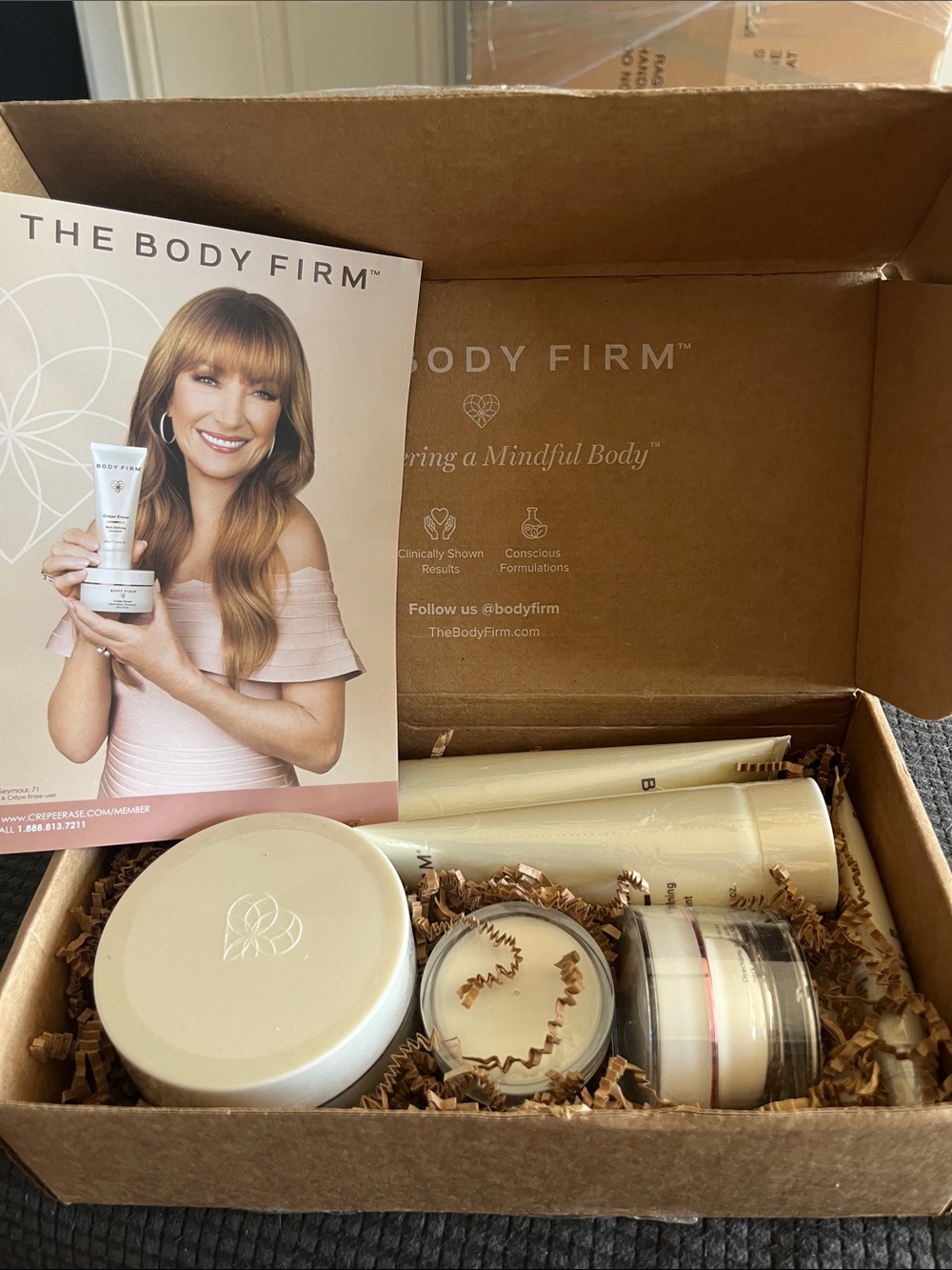 The Body Firm Women’s Skincare Set – Cream (Beige)